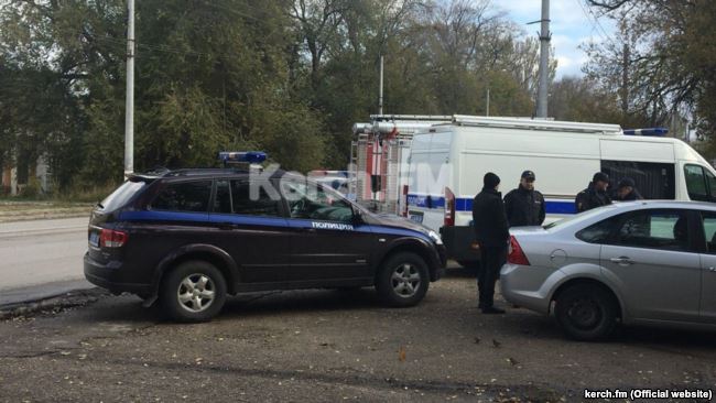 У Керчі повідомили про замінування коледжу, де раніше сталося масове вбивство